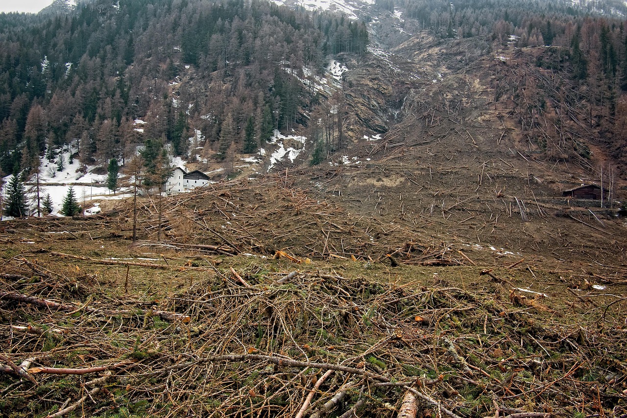 “Frane d’Italia”: a Torino la presentazione della guida che racconta il territorio attraverso il rischio