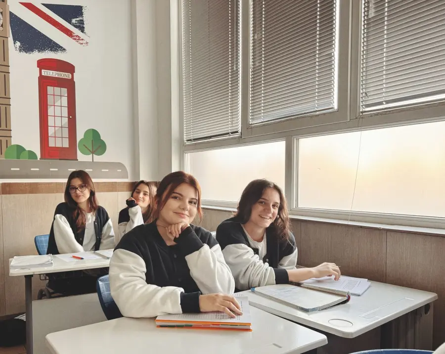 Piemonte, primo giorno di scuola: Cirio e Giunta negli istituti